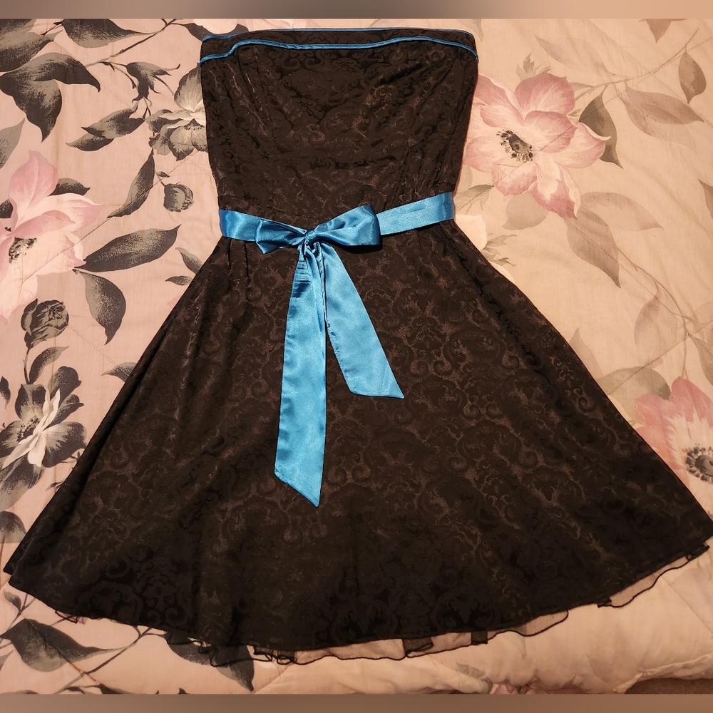 Junior's Dress- Size 13
